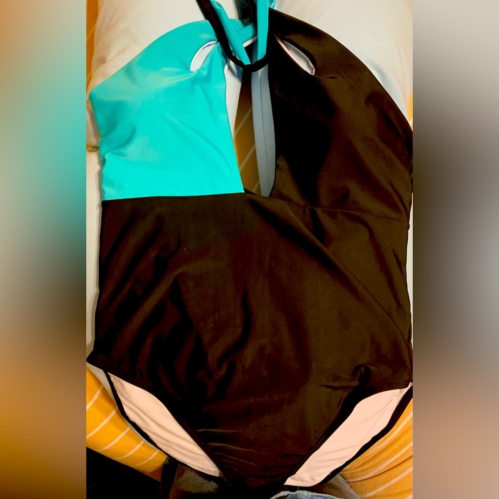 Plus Size One-Piece Bathing Suit. Sexy, Turquoise/Black, Size 2XL